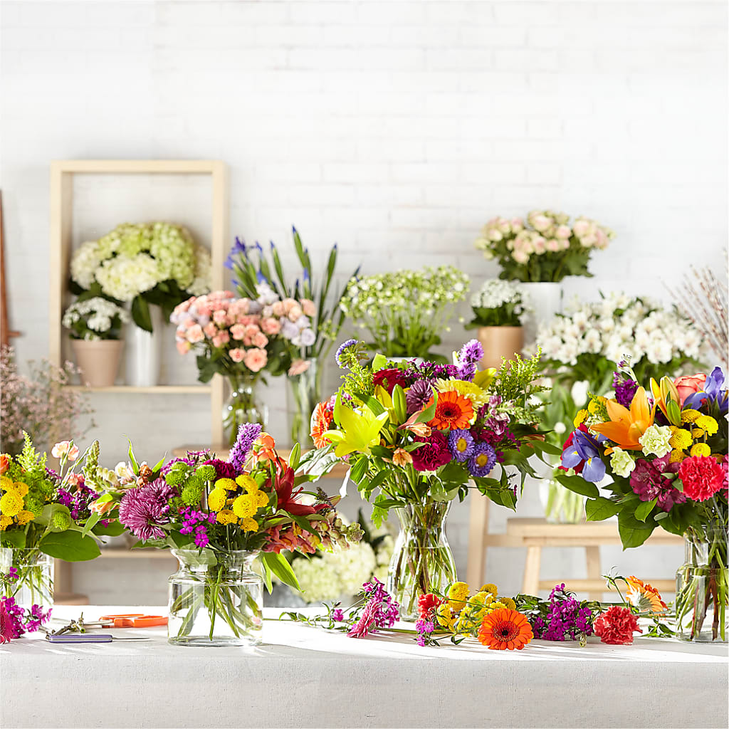Bold & Bright – A Florist Original – Temptation Flower Shop, Wichita KS