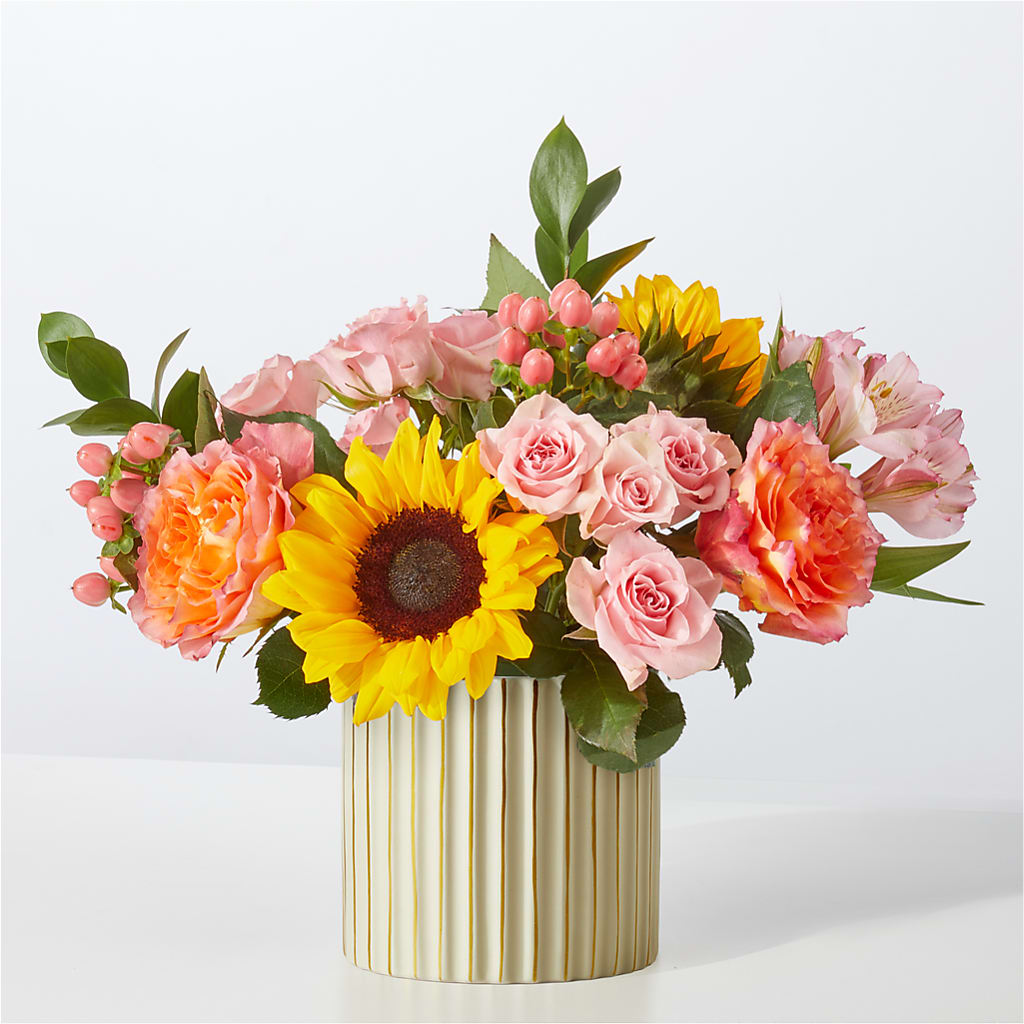 Sun's Out Bouquet – Temptation Flower Shop, Wichita KS
