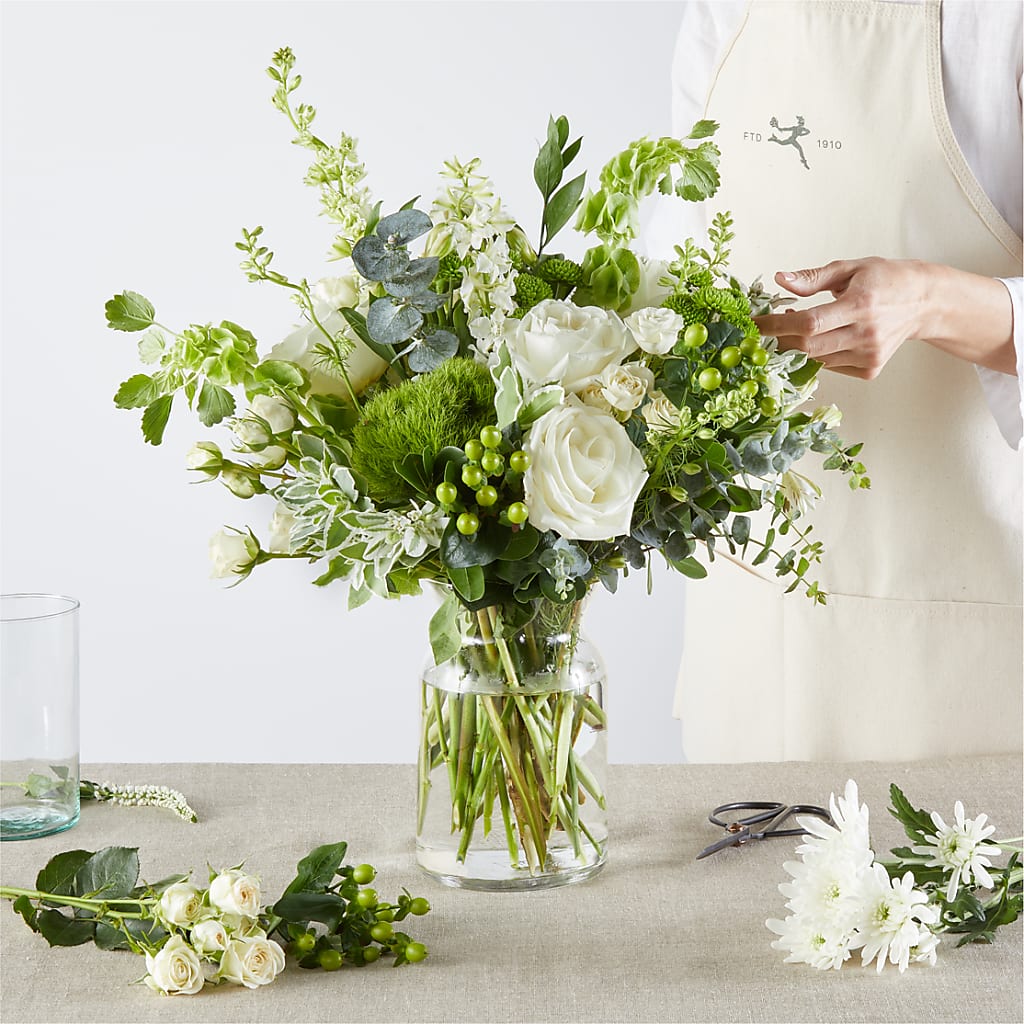 Irish Garden - A Florist Original – Temptation Flower Shop, Wichita KS