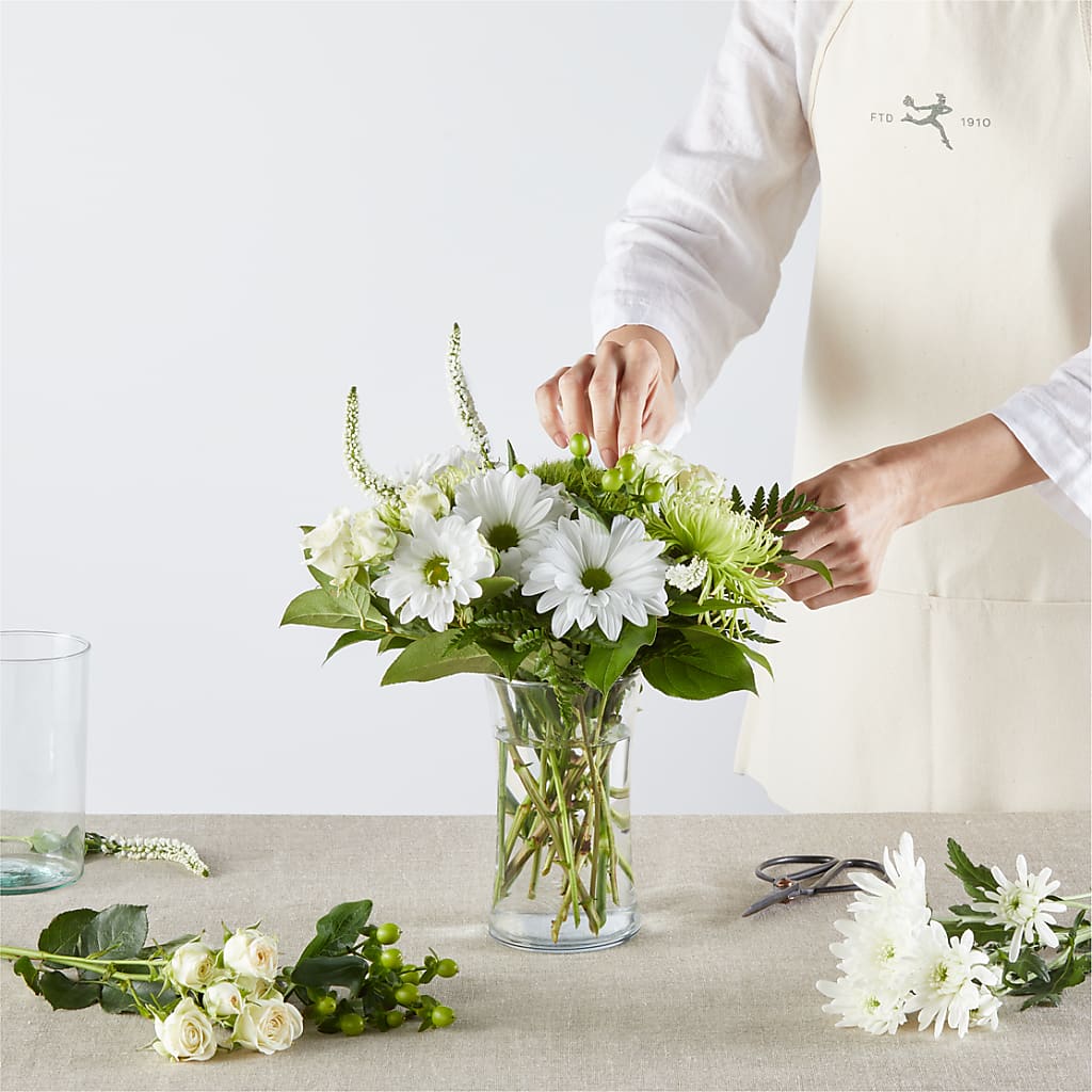 Irish Garden - A Florist Original – Temptation Flower Shop, Wichita KS