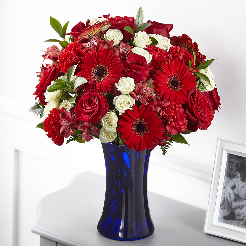 Hearts Embrace Bouquet – Temptation Flower Shop, Wichita KS