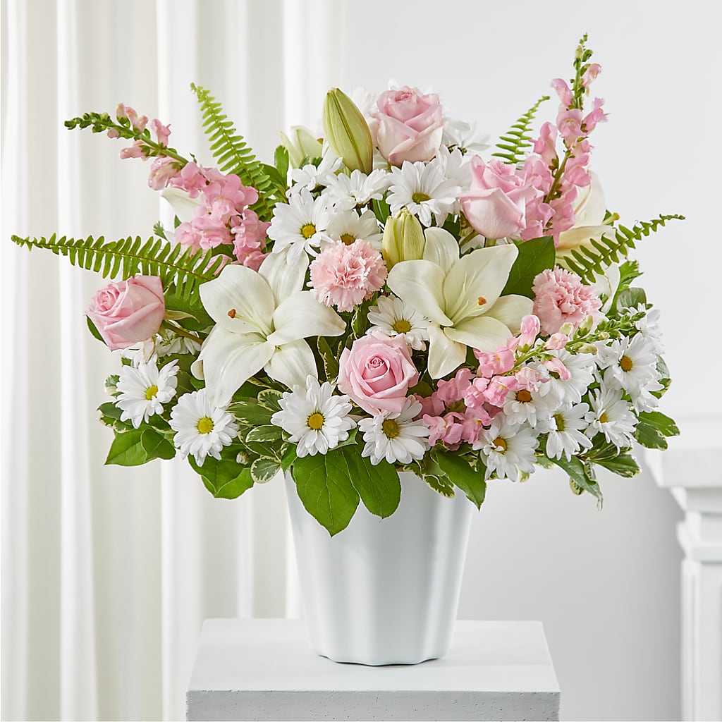 Soft Touch Tabletop Basket – Temptation Flower Shop, Wichita KS