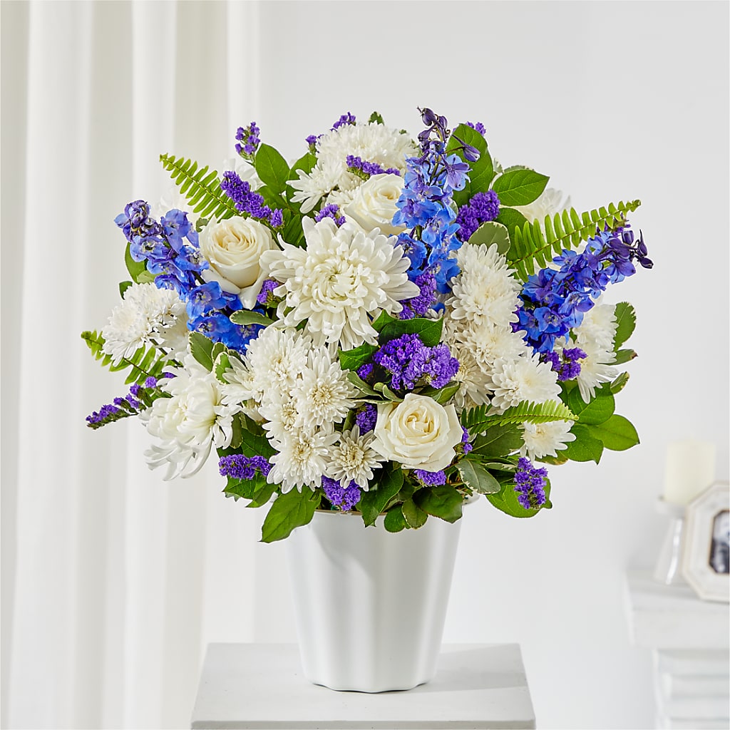 Hold Dear Tabletop Basket – Temptation Flower Shop, Wichita KS