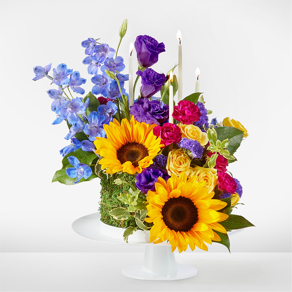 Star of the Day Floral Cake – Temptation Flower Shop, Wichita KS