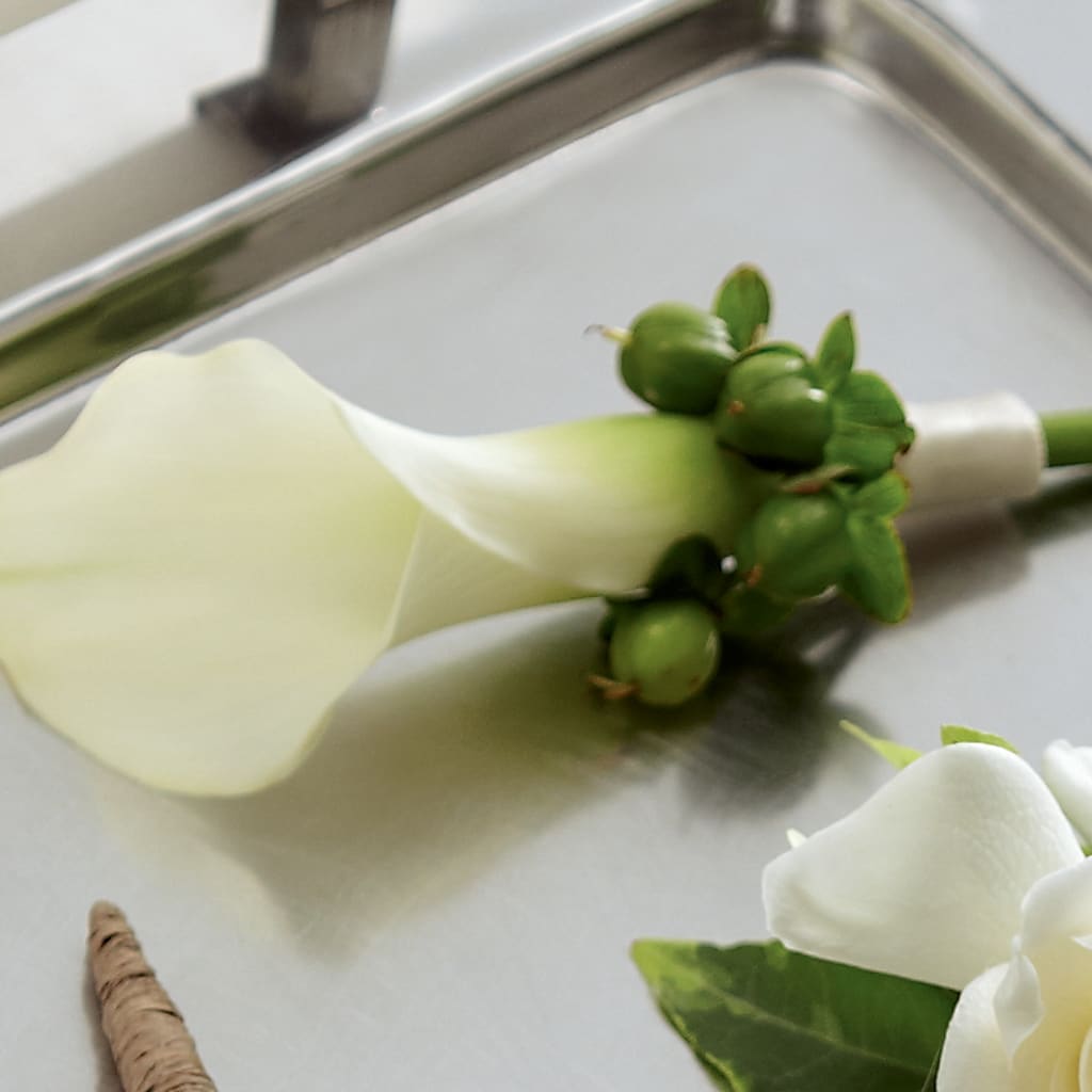 White Calla Boutonniere – Temptation Flower Shop, Wichita KS