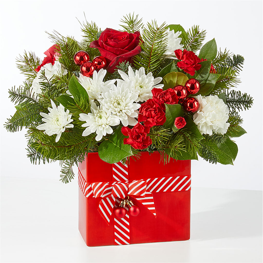 Presents Under the Tree Bouquet –  Temptation Flower Shop, Wichita KS