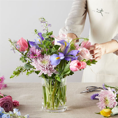 Pastel Tradition - A Florist Original –  Temptation Flower Shop, Wichita KS