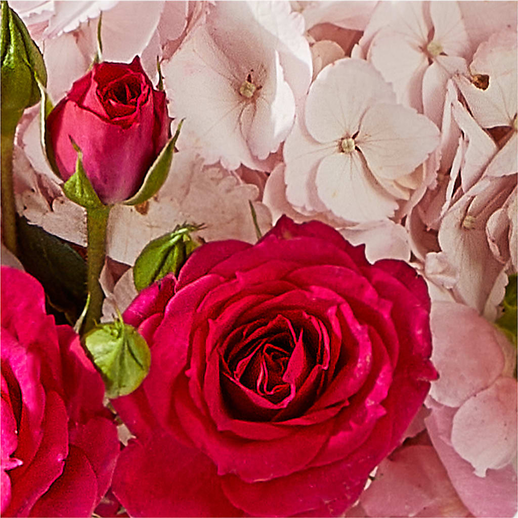 Glitz & Glam Bouquet –  Temptation Flower Shop, Wichita KS
