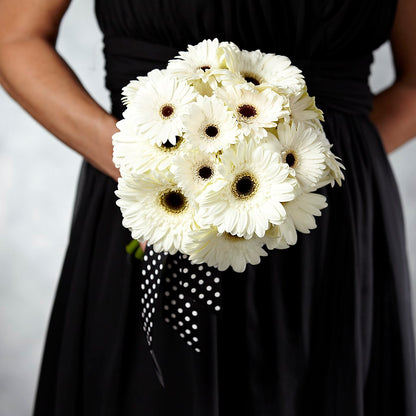 Daisy Delight Bouquet –  Temptation Flower Shop, Wichita KS